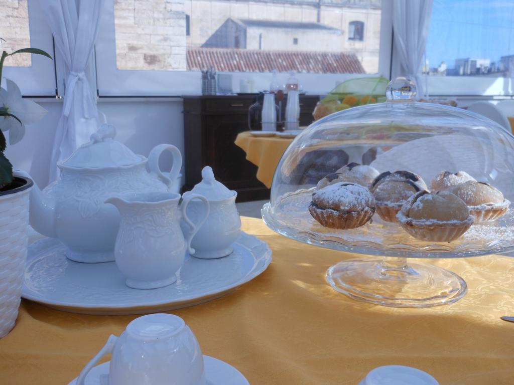 ビトント Palazzo Antica Via Appia Bed & Breakfast エクステリア 写真