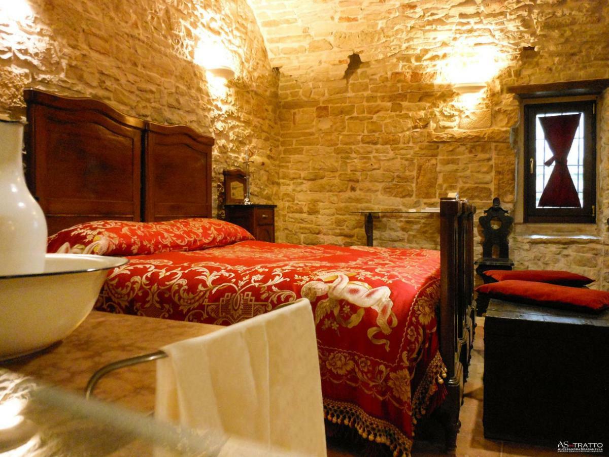 ビトント Palazzo Antica Via Appia Bed & Breakfast エクステリア 写真